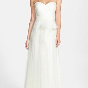 Jenny too Annabelle! Has been hemmed to fit 5’4